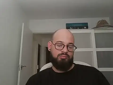 lachy2410 online show from 07-14-26, 09:36
