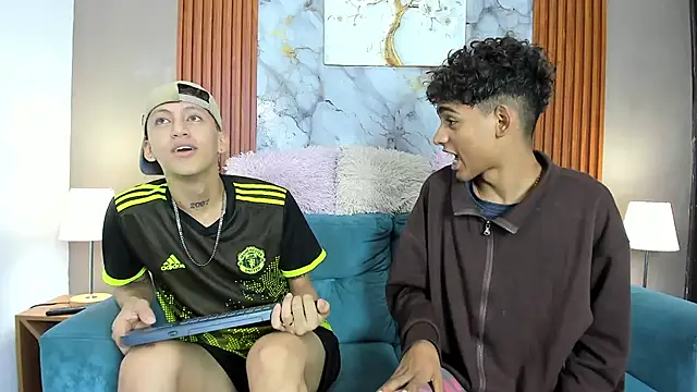 BOYS PLAY online show from 04-11-26, 01:26