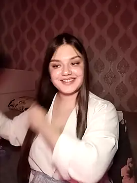 Snapshot of SophieLees chatting on 02-17-26, 09:10 SophieLees online show from 02-17-26, 09:10