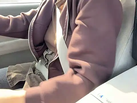 Snapshot of Mahirun6868 chatting on 03-18-26, 04:26 Mahirun6868 online show from 03-18-26, 04:26