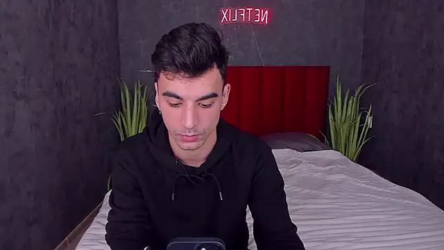 Slendy Knox online show from 02-19-26, 01:51