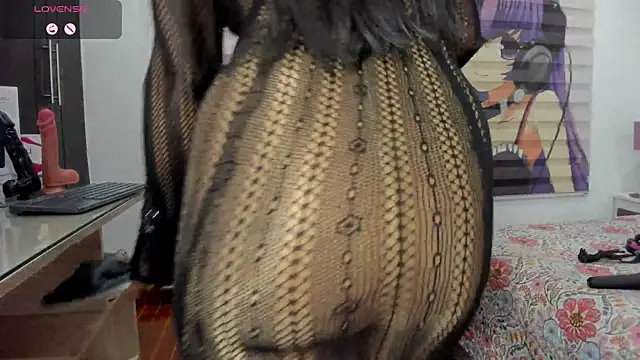 Snapshot of Chanelwill chatting on 05-27-26, 02:03 Chanelwill online show from 05-27-26, 02:03