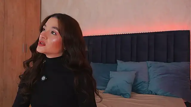 LucyDeLuca online show from 04-15-26, 05:14