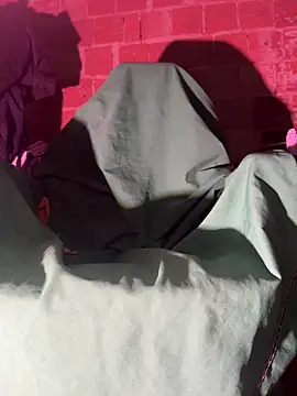   G0AT online show from 04-19-26, 01:16