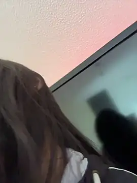 Aylin fire online show from 04-21-26, 06:44