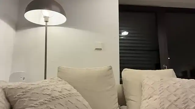 itsnicka online show from 04-07-26, 07:36