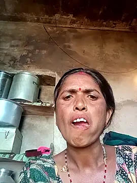 Hot re83 online show from 02-25-26, 07:40