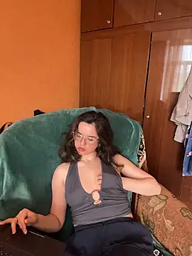 Baby doll7777 online show from 04-18-26, 11:03