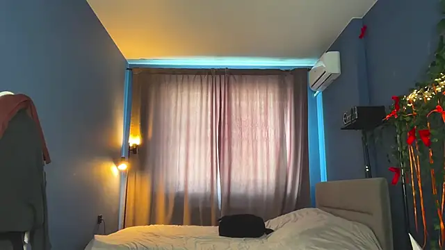 Anna Kare online show from 04-13-26, 12:43