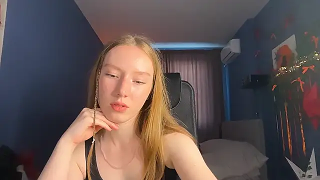 Snapshot of Anna_Kare chatting on 05-22-26, 01:28 Anna Kare online show from 05-22-26, 01:28