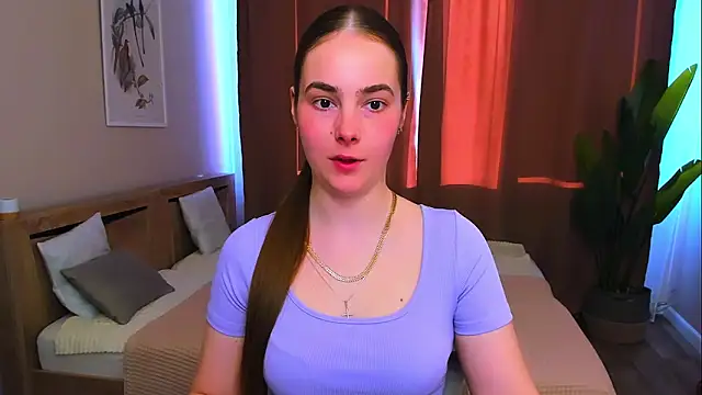 Maddy Wood  online show from 04-18-26, 03:27