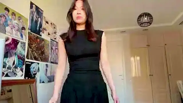 HannaOreo online show from 06-15-26, 09:00