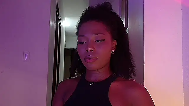 Snapshot of Lunaruiz chatting on 03-06-26, 08:44 Lunaruiz online show from 03-06-26, 08:44