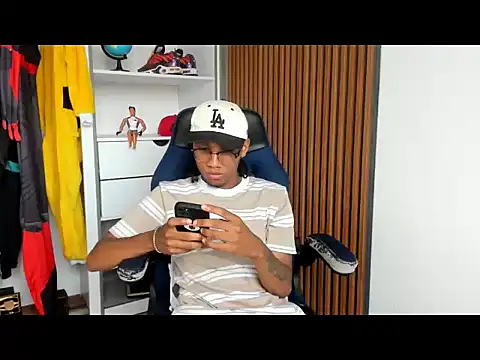 yandi hot online show from 03-02-26, 02:13