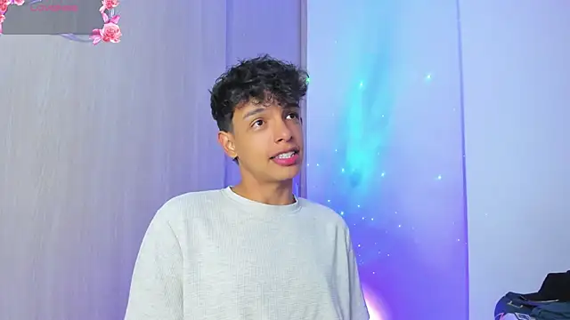 Snapshot of Maxfrost1 chatting on 05-02-26, 09:31 Maxfrost1 online show from 05-02-26, 09:31