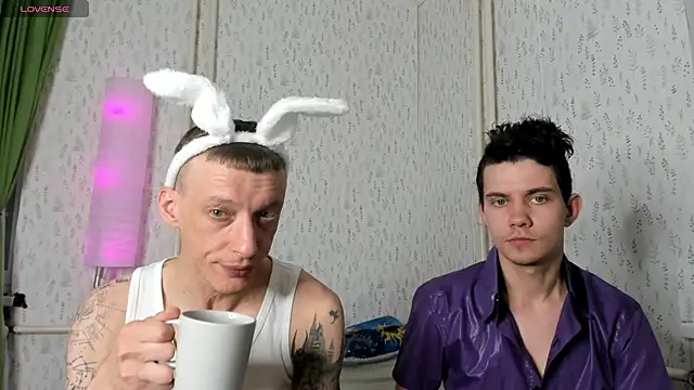 Snapshot of Tomassmitty chatting on 04-14-26, 05:52 Tomassmitty online show from 04-14-26, 05:52