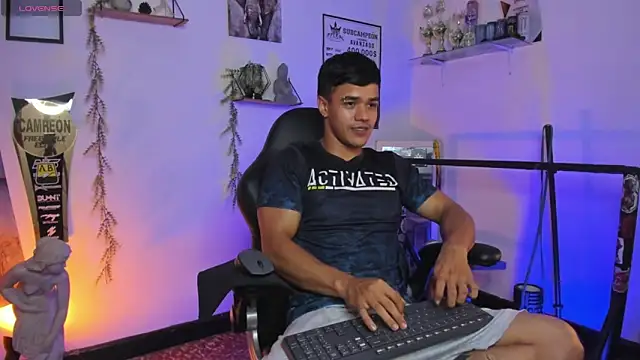 Rob zaens33 online show from 03-24-26, 03:06