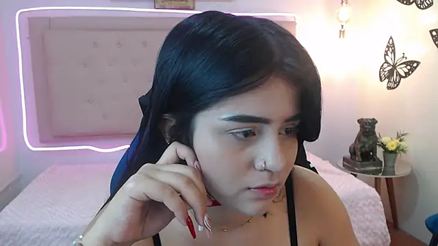 mila quin online show from 04-19-26, 12:59