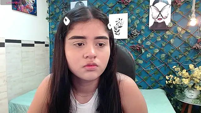 Snapshot of mila_quin chatting on 05-24-26, 12:32 mila quin online show from 05-24-26, 12:32