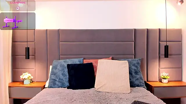 Snapshot of KaraWatson chatting on 02-27-26, 11:43 KaraWatson online show from 02-27-26, 11:43