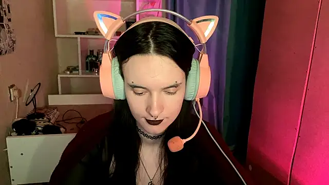 Snapshot of MabelDefina chatting on 05-25-26, 05:02 MabelDefina online show from 05-25-26, 05:02