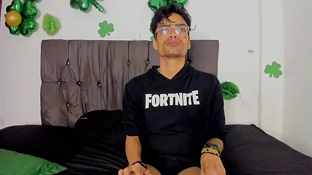 Gay Red Room online show from 04-11-26, 03:00