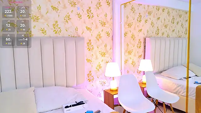 Khloe Moon online show from 04-21-26, 12:11