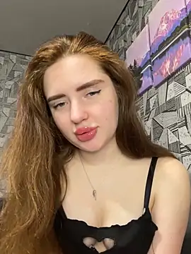 Snapshot of SofaLav chatting on 02-20-26, 05:24 SofaLav online show from 02-20-26, 05:24