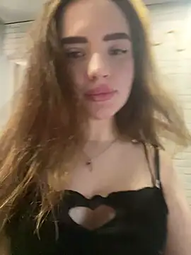 Snapshot of SofaLav chatting on 03-18-26, 11:02 SofaLav online show from 03-18-26, 11:02