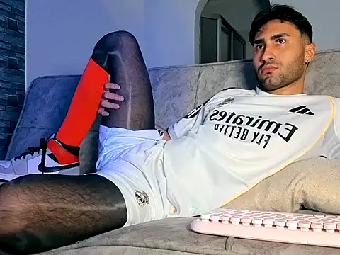 Justdavid  online show from 06-19-26, 11:08