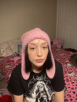 strwbrrymilk online show from 03-14-26, 03:01