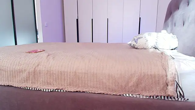 Kiara ro  online show from 04-10-26, 02:33