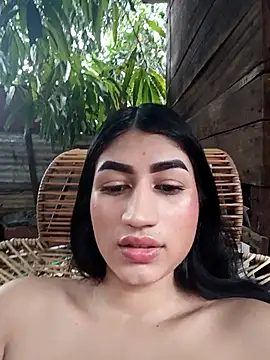 Snapshot of Julianiss chatting on 03-06-26, 09:11 Julianiss online show from 03-06-26, 09:11