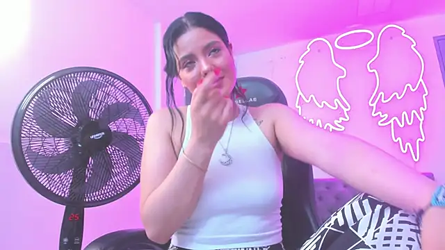 Evelin  thompsson online show from 03-27-26, 03:12