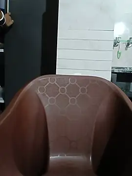 Snapshot of slim_figure08 chatting on 06-27-26, 12:26 slim figure08 online show from 06-27-26, 12:26