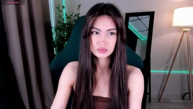 Snapshot of Adele_Lanea chatting on 05-15-26, 12:06 Adele Lanea online show from 05-15-26, 12:06