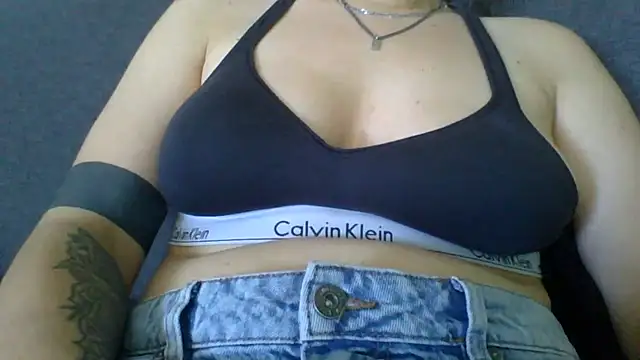 Geileboef28 online show from 06-23-26, 10:46