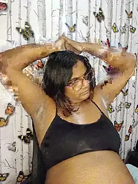 Snapshot of indianstrawberrylips4u chatting on 06-12-26, 05:45 indianstrawberrylips4u online show from 06-12-26, 05:45