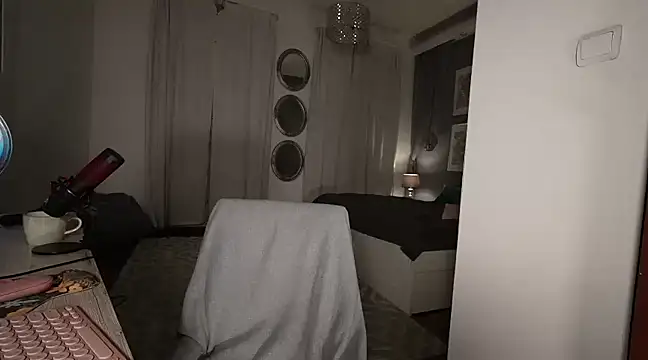 supreme dominatrix online show from 03-03-25, 12:04