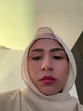 Snapshot of Darsha_Khemu chatting on 07-29-26, 09:35 Darsha Khemu online show from 07-29-26, 09:35