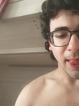 Snapshot of Danielss060 chatting on 03-15-26, 10:32 Danielss060 online show from 03-15-26, 10:32