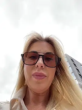 LisaMurr online show from 06-02-26, 12:29