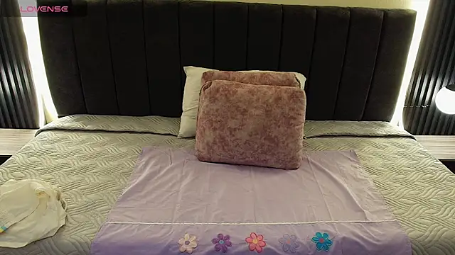 MoriahStorm online show from 04-20-26, 12:41