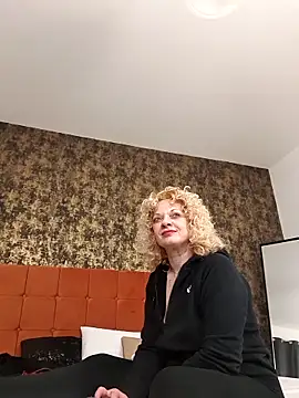 LaireeFelini online show from 03-01-26, 07:27