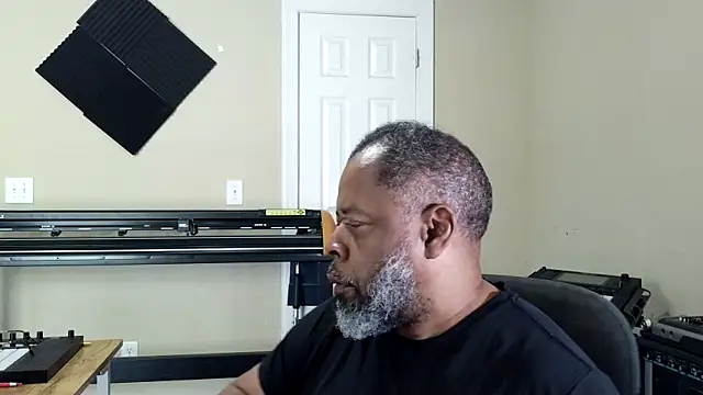 Cleozevo1961 online show from 04-07-26, 05:02