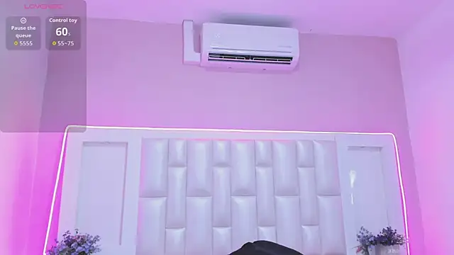 Liia Collins online show from 04-07-26, 05:13