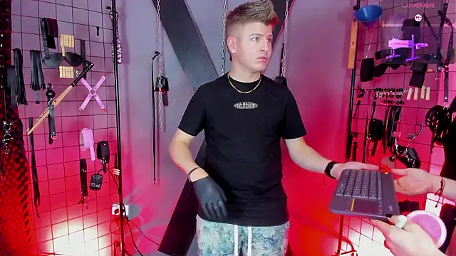 MrJustin Brianna BDSM online show from 02-21-26, 06:53