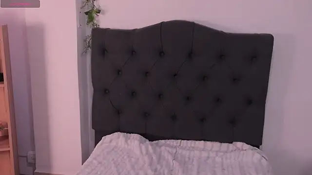 AmyKiss  online show from 05-09-26, 01:05