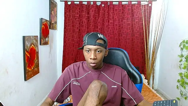 milo018 online show from 06-03-26, 05:18