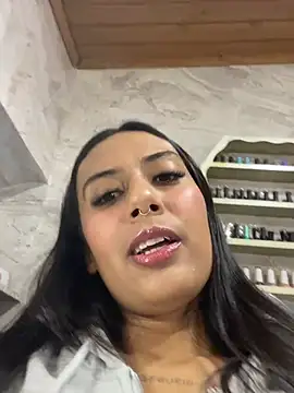 Tifqueen online show from 03-05-26, 02:57